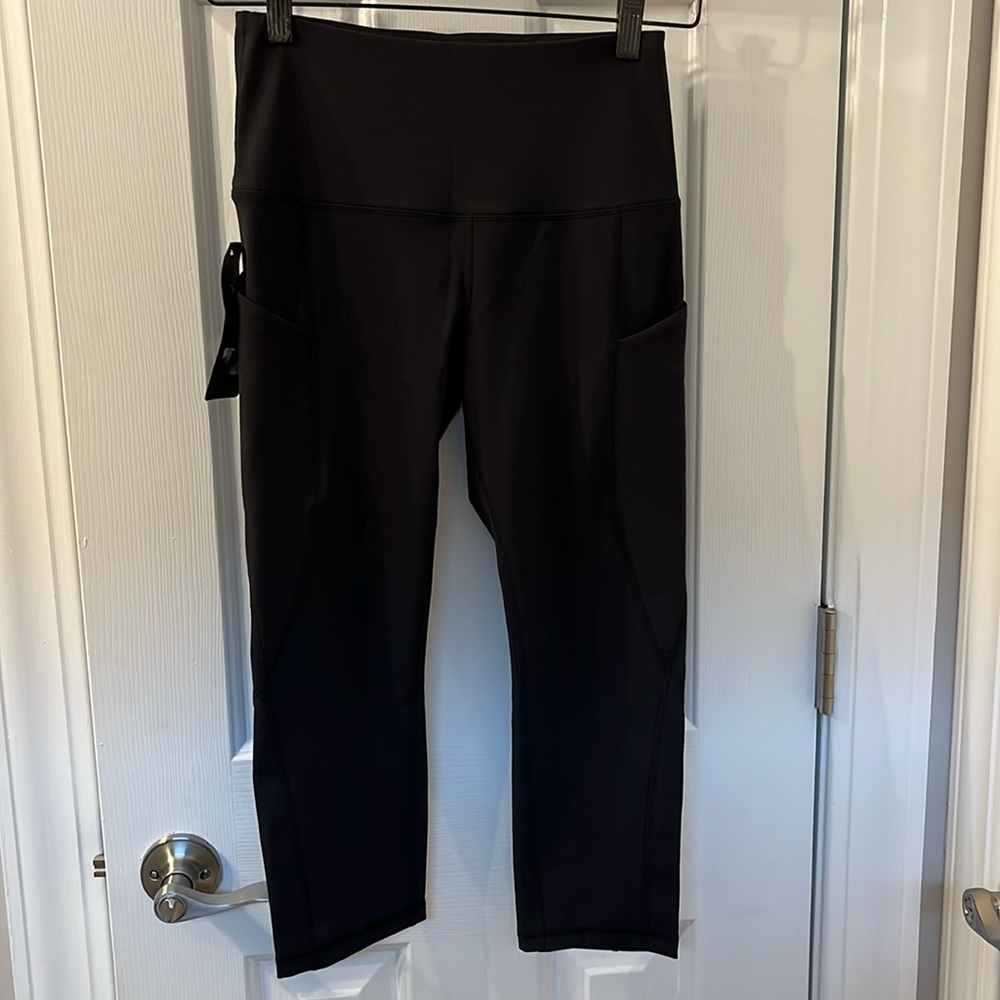 ODODOS Capri Leggings